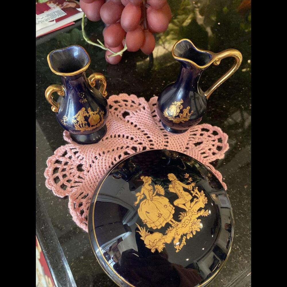 👸🏼Limoges Imperial Cobalt And Gold Trim Vanity Set
